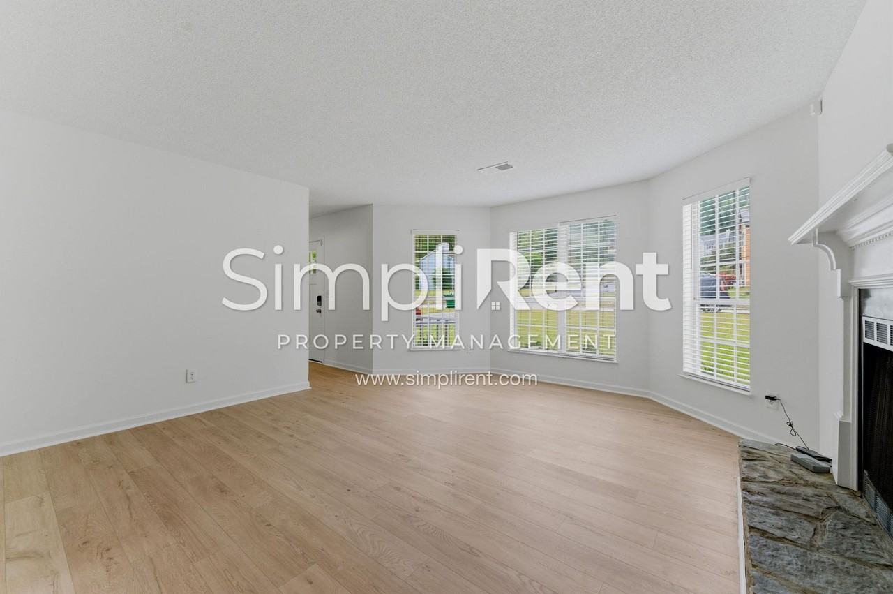 5605 La Fleur Trl - Photo 5 of 20