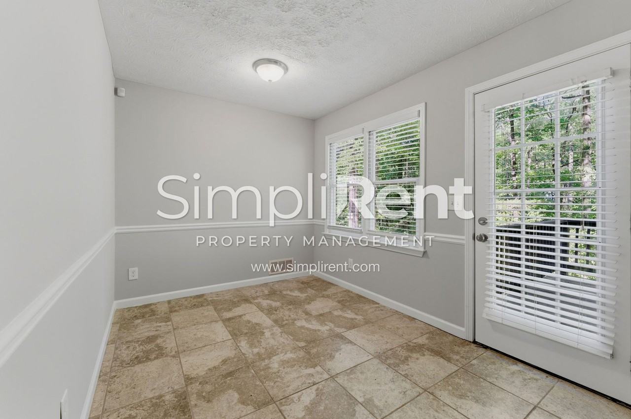 5711 Pennybrook Ct - Photo 7 of 18