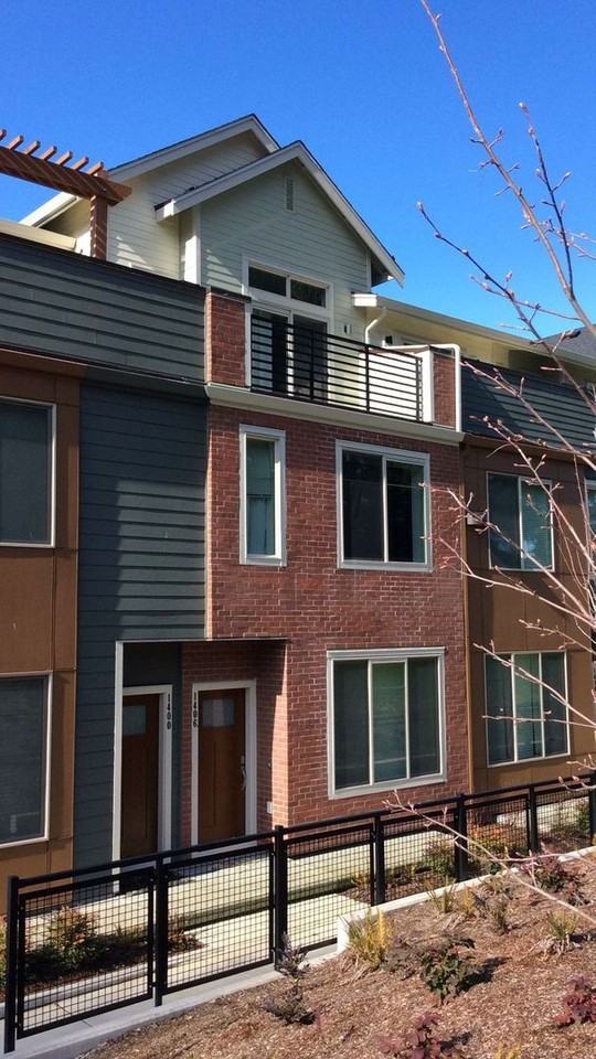 1406 159th Pl Ne - Photo 2 of 20