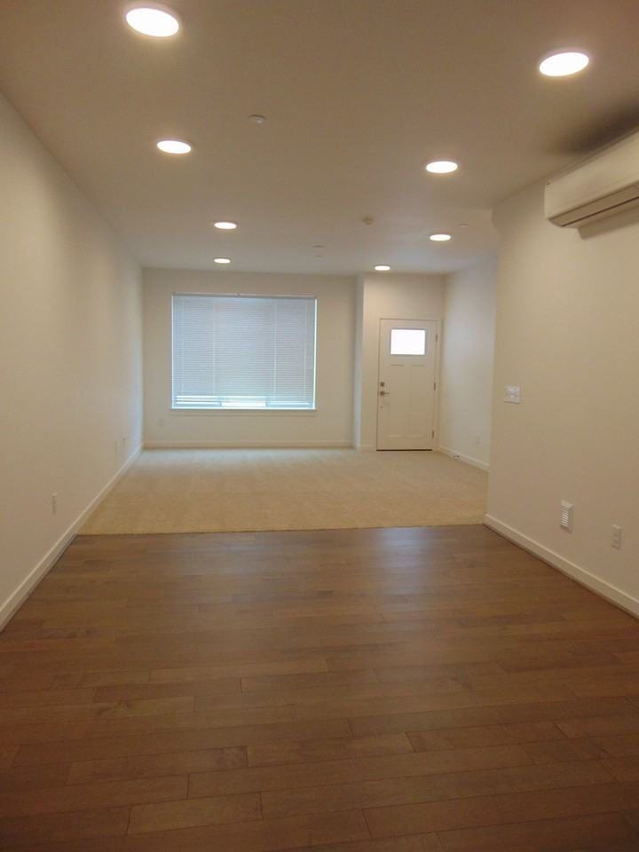 1406 159th Pl Ne - Photo 4 of 20