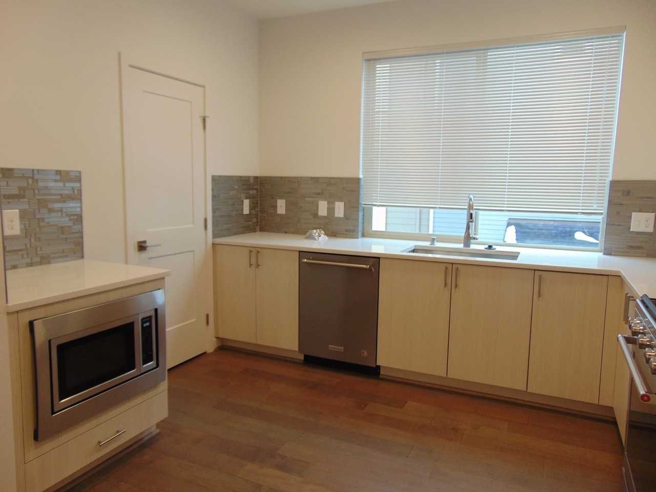 1406 159th Pl Ne - Photo 7 of 20