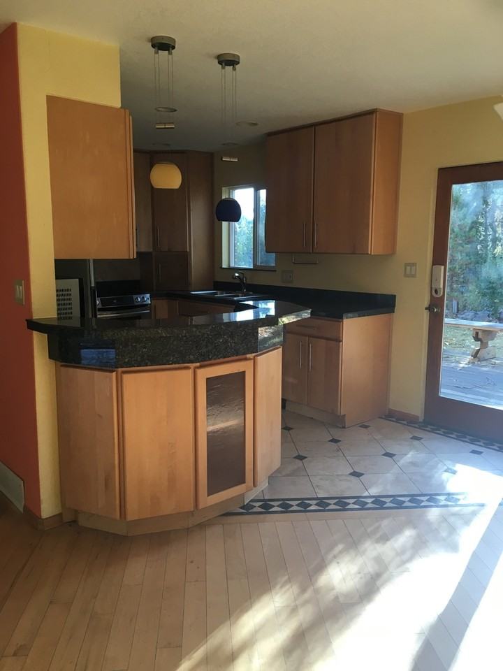 4550 Squires Cir - Photo 2 of 25