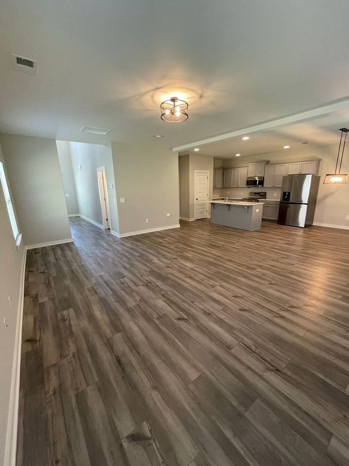 269 Shiloh Creek Dr - Photo 7 of 50