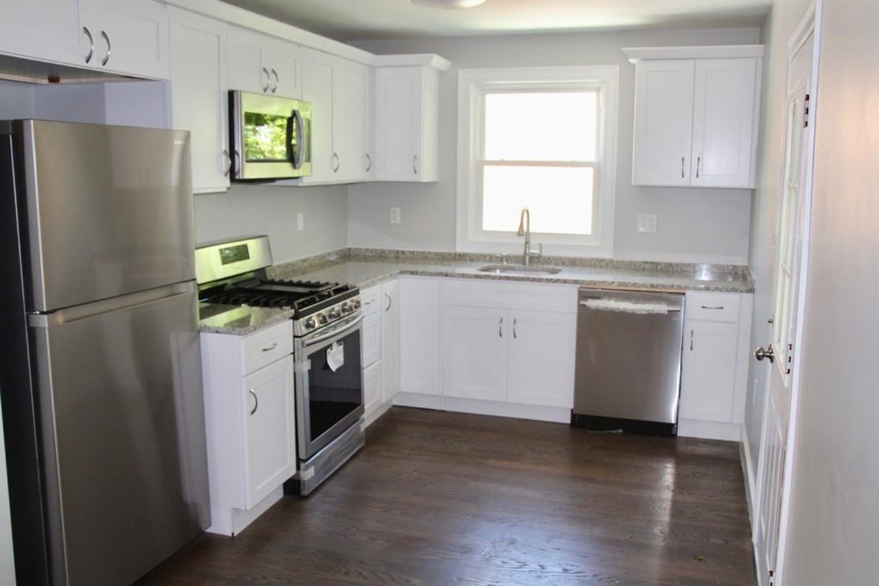 17 Middleton St - Photo 2 of 8