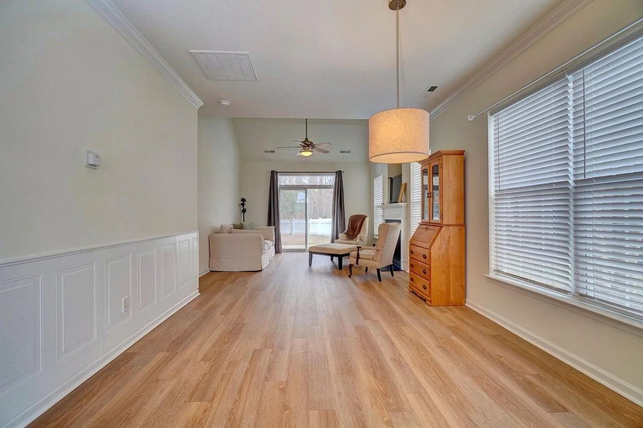 2230 Livingston St - Photo 4 of 20