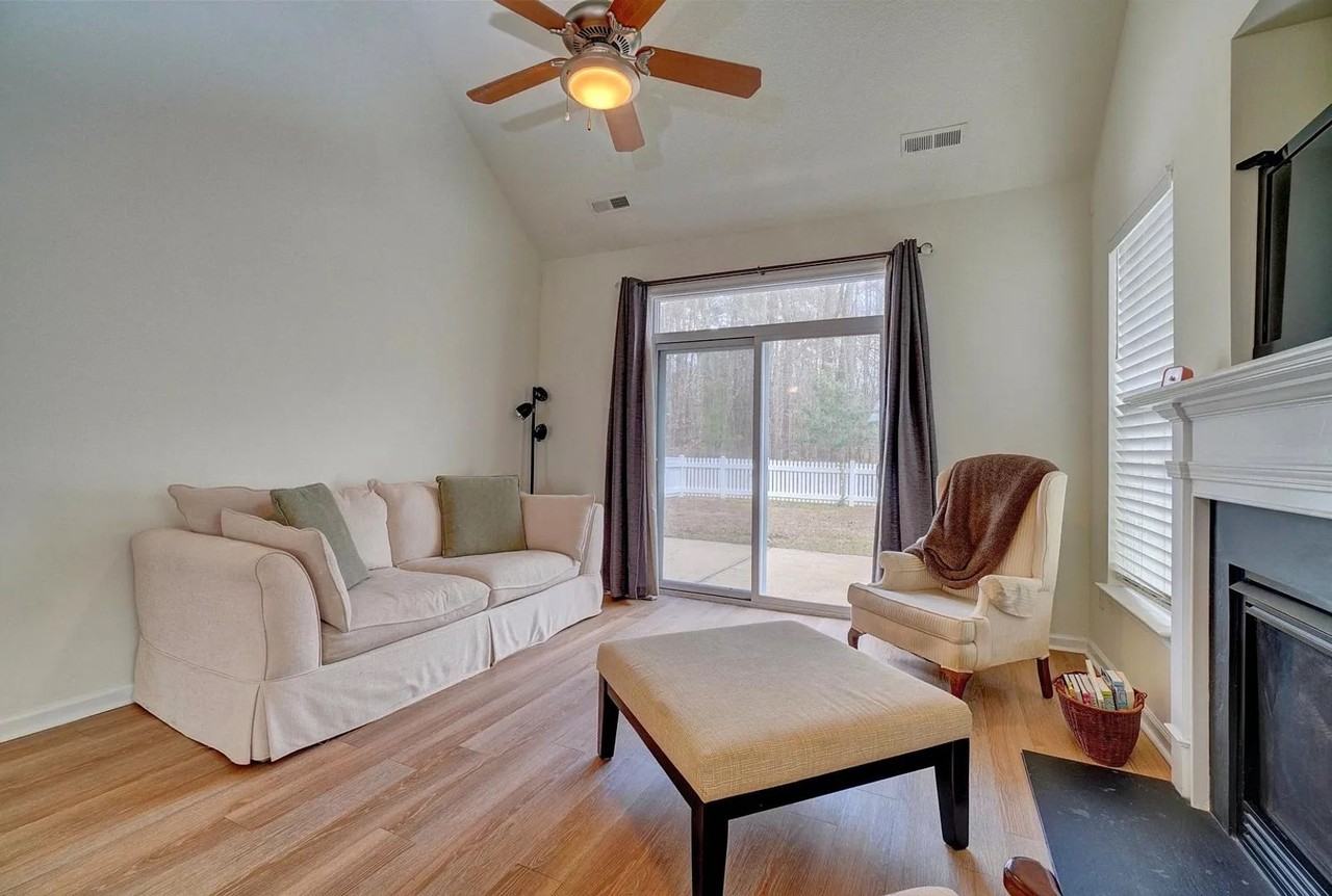 2230 Livingston St - Photo 5 of 20