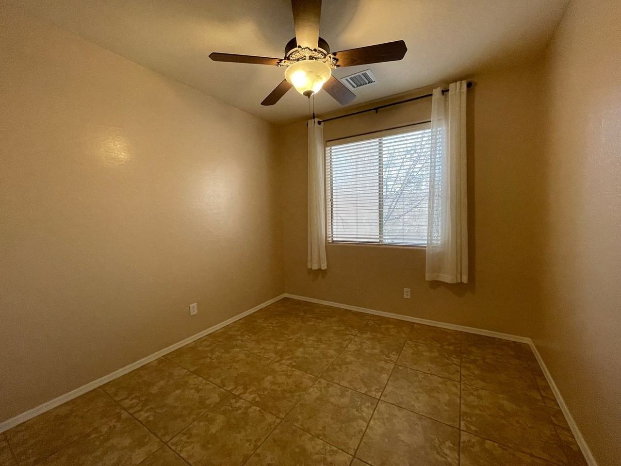 1728 N Colton Dr - Photo 7 of 11