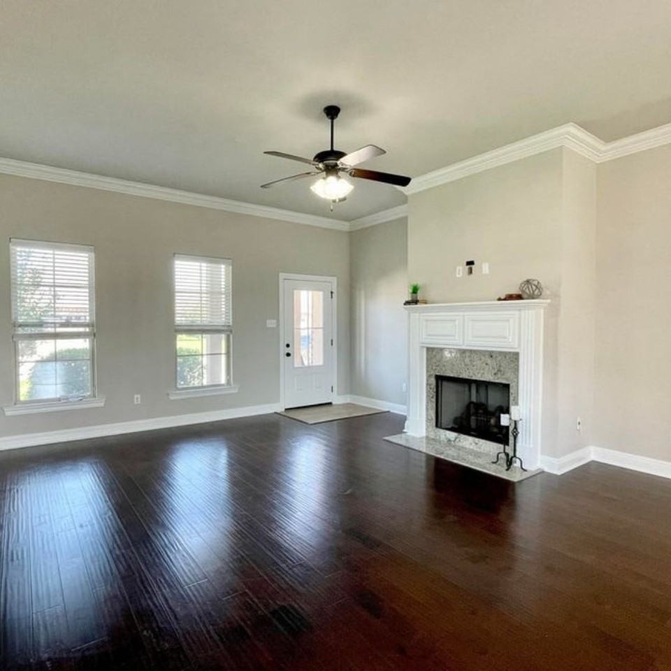 103 Sapphire Springs Rd - Photo 2 of 12