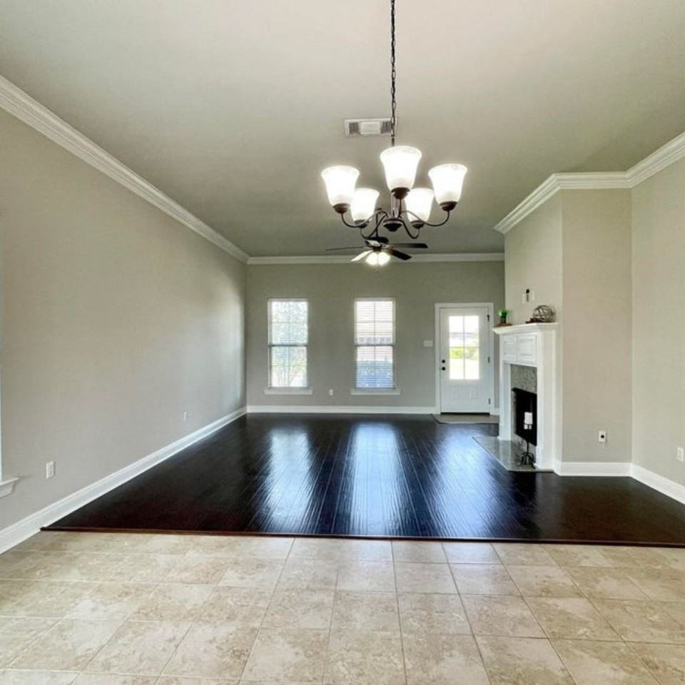 103 Sapphire Springs Rd - Photo 3 of 12