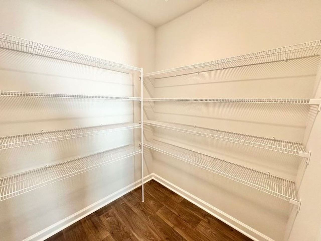 307 Windmill Dr - Photo 6 of 19