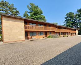 2 Bedroom 1 Bathroom Apartment in Hudson - Photo 1 of 1