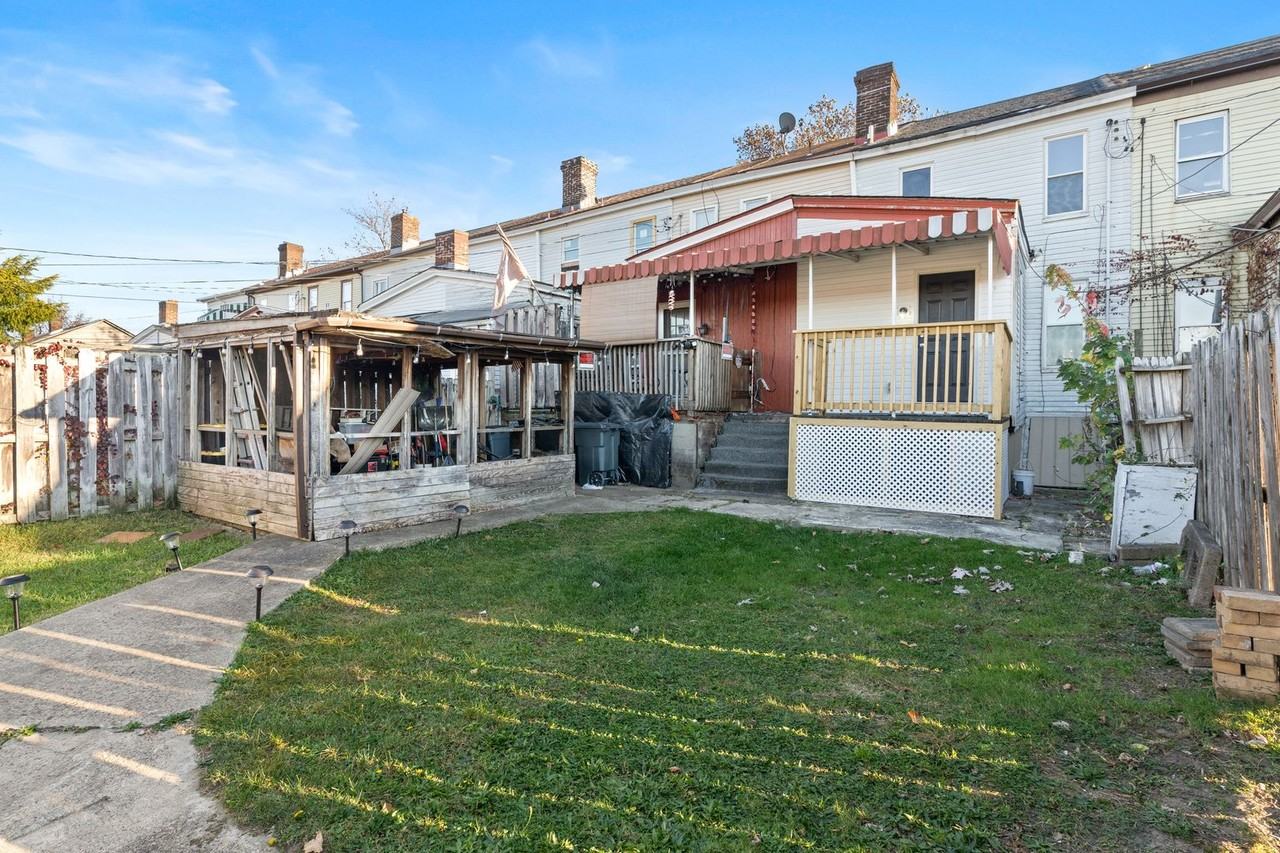 605 E 19th Ave - Photo 3 of 29