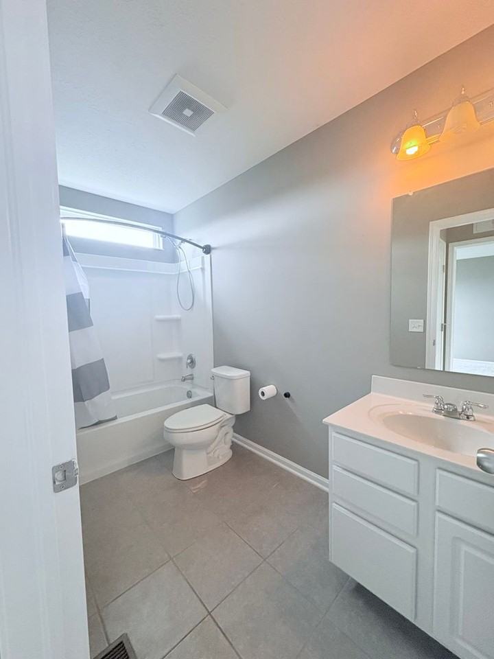 7381 Rum Cay Ln - Photo 6 of 20