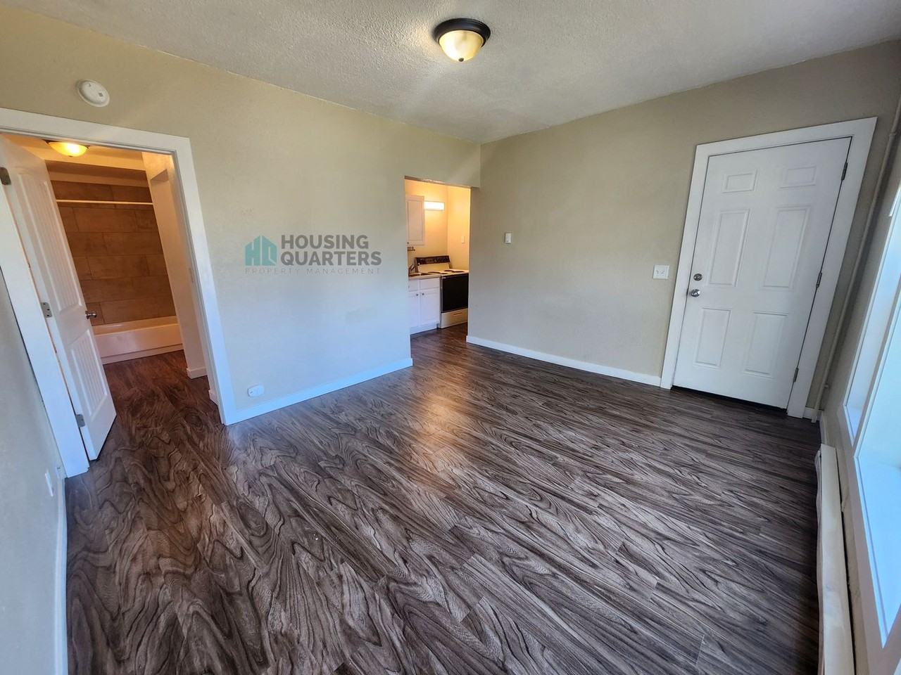 1822 W Gardner Ave - Photo 5 of 8