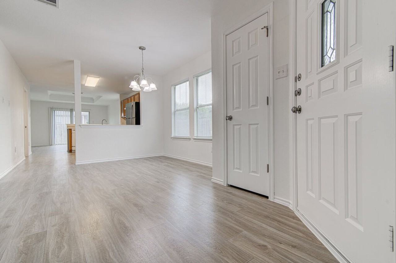 205 Mood Lake Dr - Photo 5 of 24