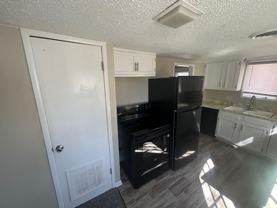 634 S Fountain St - Photo 1 of 1