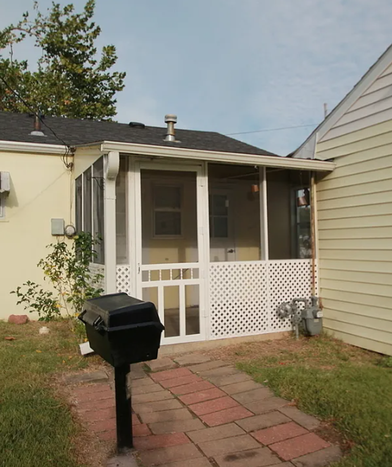 2300 Sw Eveningside Dr - Photo 4 of 13