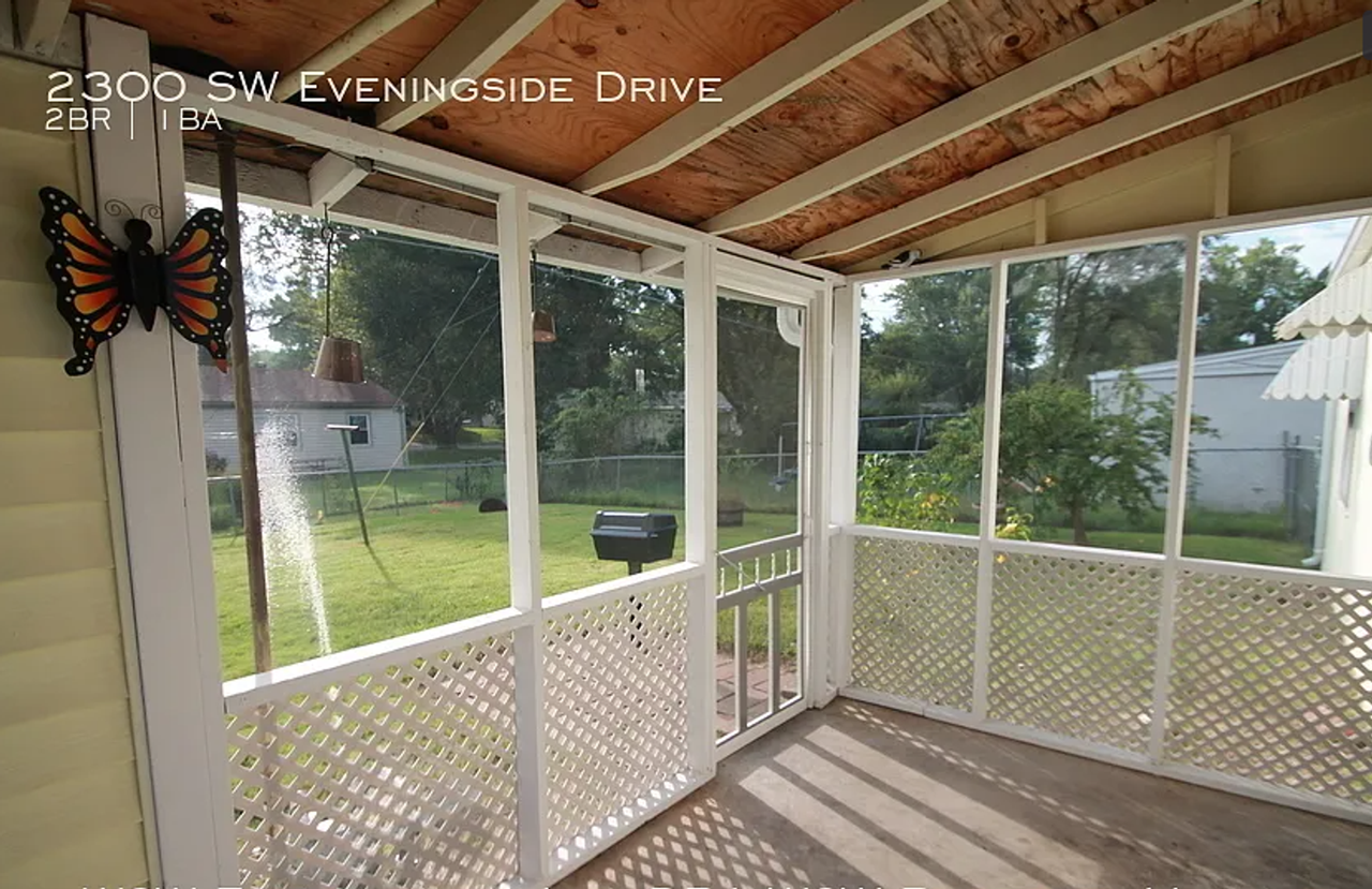 2300 Sw Eveningside Dr - Photo 5 of 13