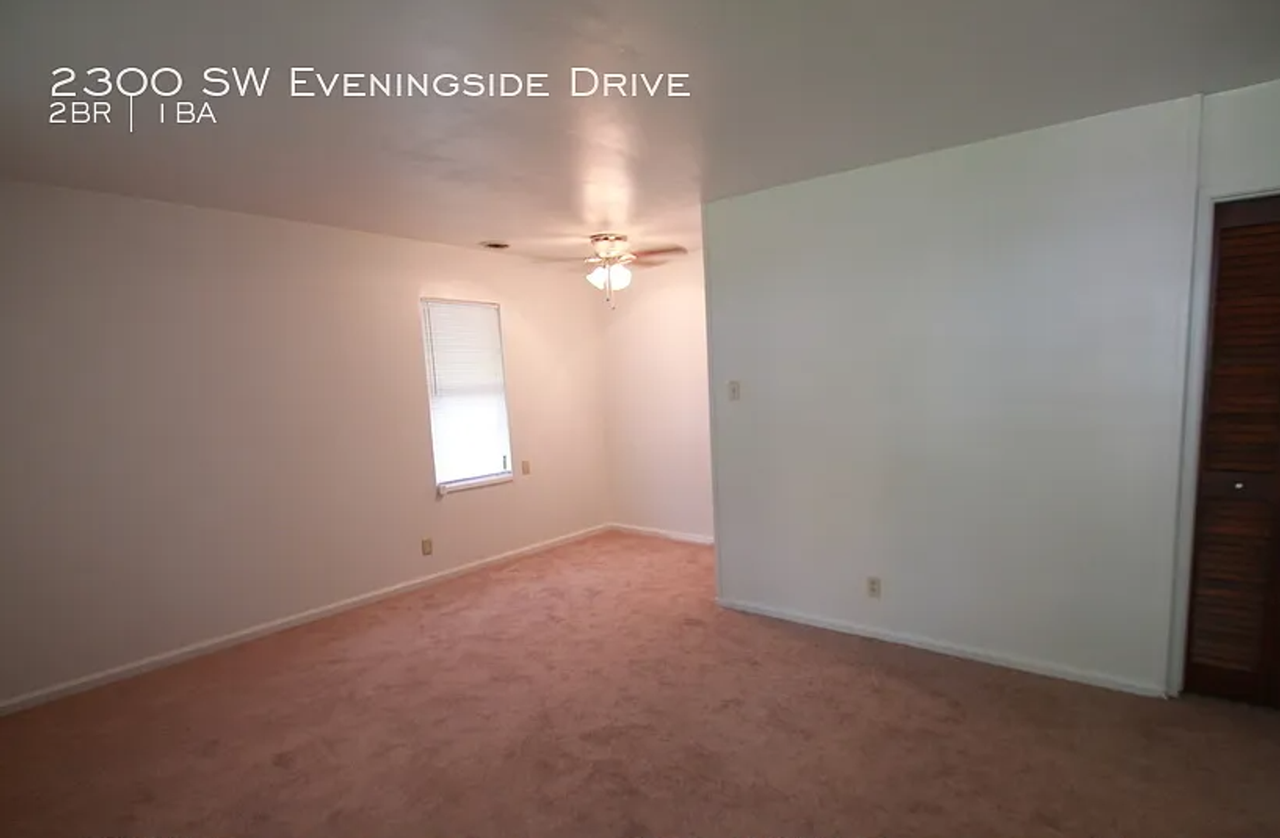 2300 Sw Eveningside Dr - Photo 6 of 13