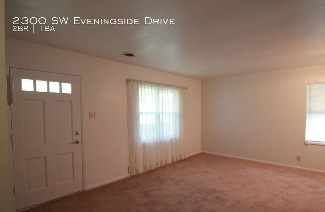 2300 Sw Eveningside Dr - Photo 7 of 13