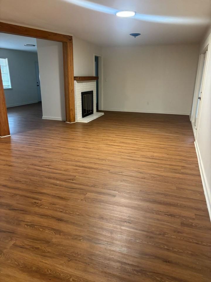 451 E Dinkins St - Photo 3 of 14