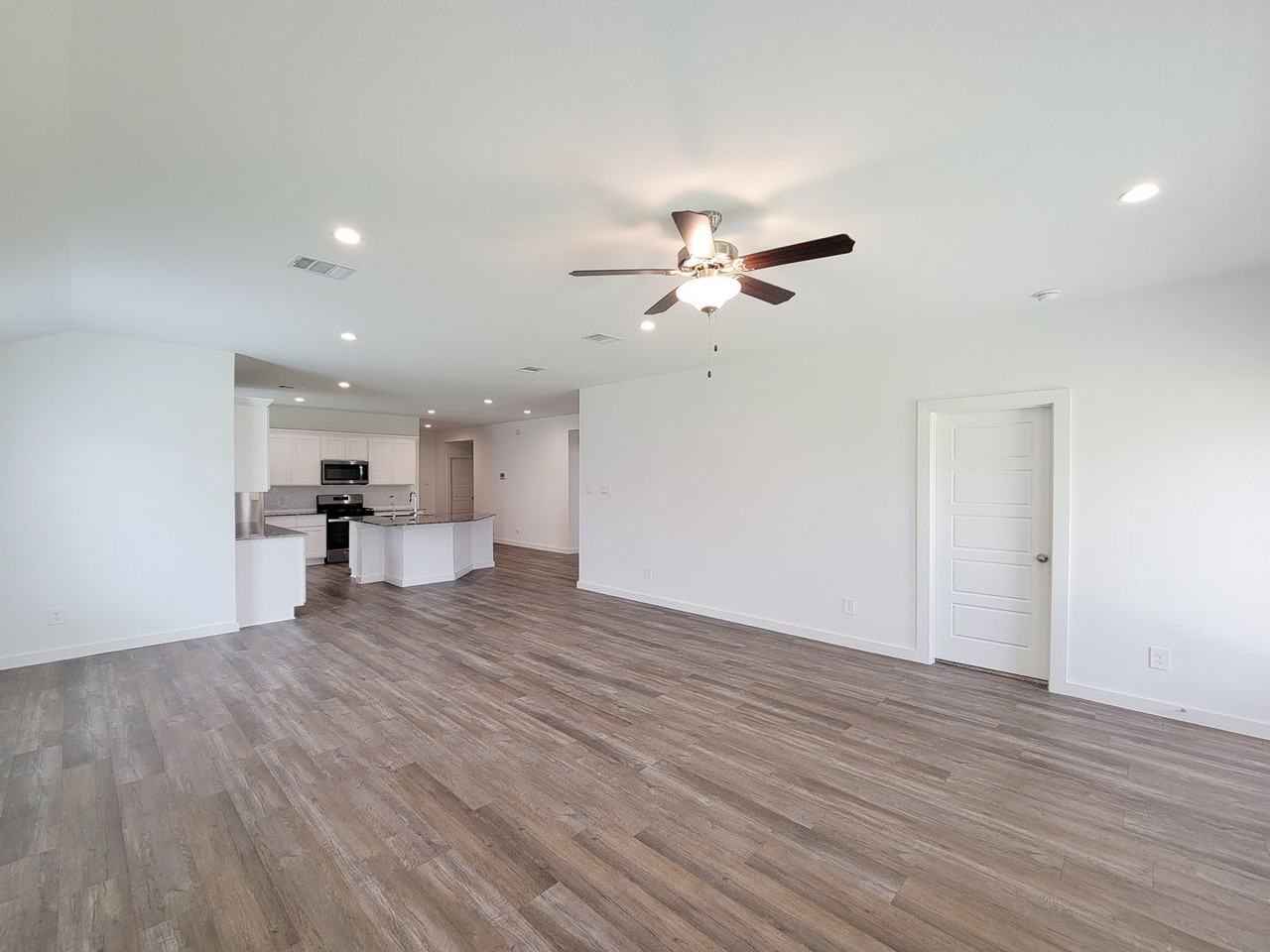 1014 Star Grass Ln - Photo 5 of 36