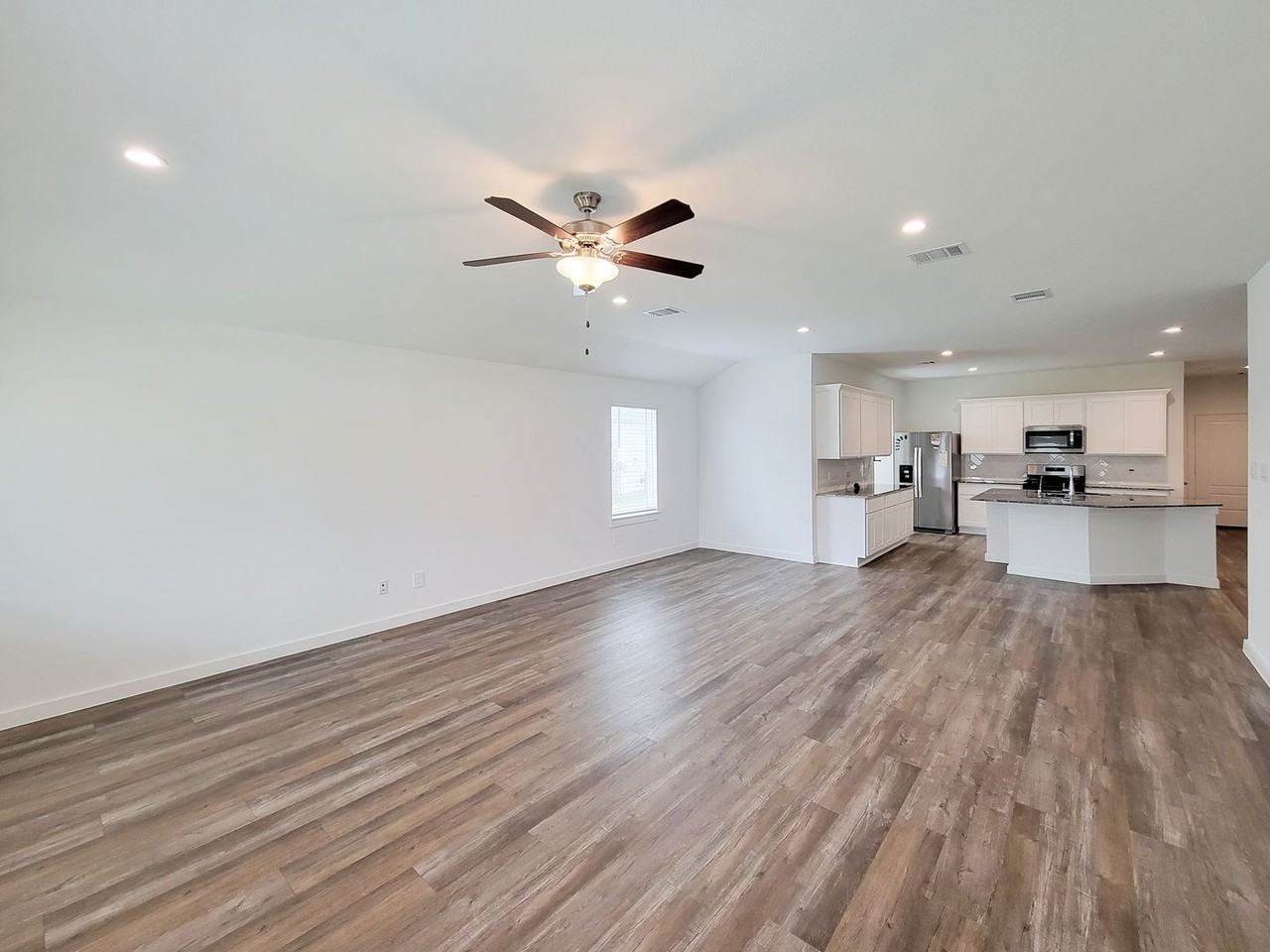 1014 Star Grass Ln - Photo 6 of 36
