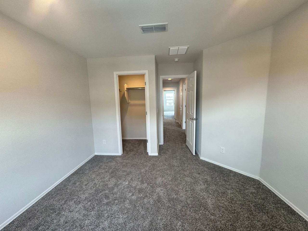 7053 W Oberlin Way - Photo 7 of 50