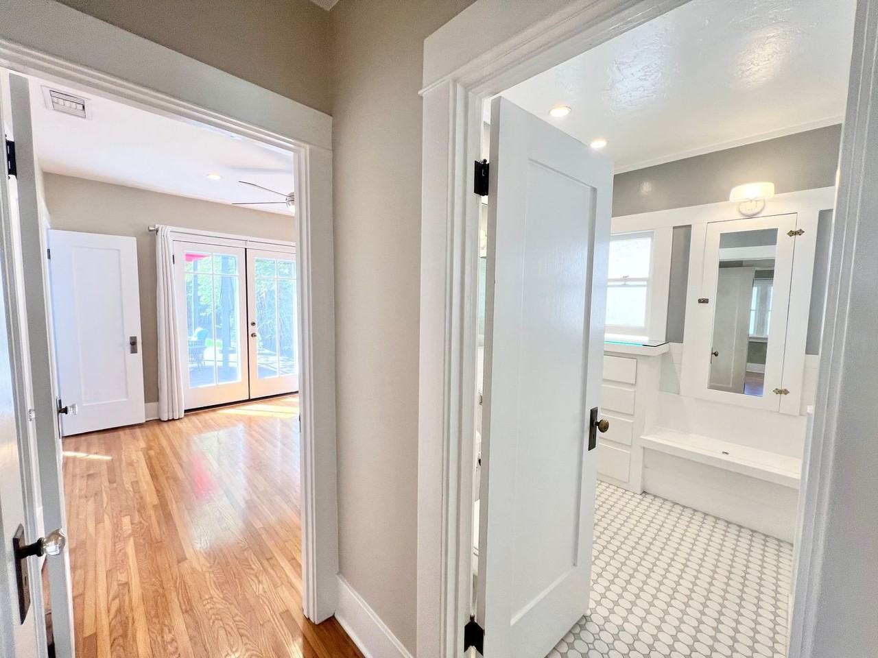 329 Granada Ave - Photo 7 of 19