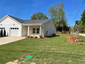 1300 Spring Dr - Photo 1 of 1