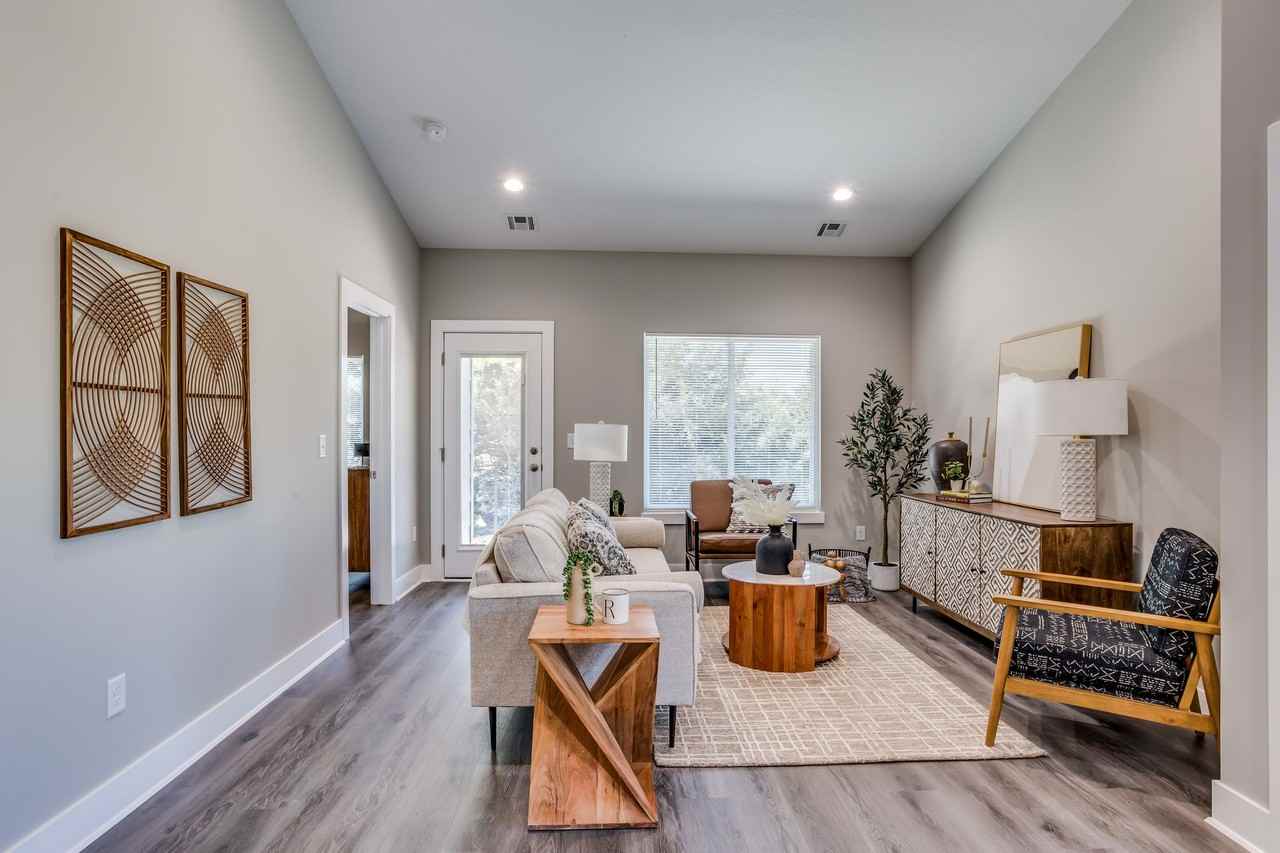 Falcon Falls Homes - Photo 7 of 26