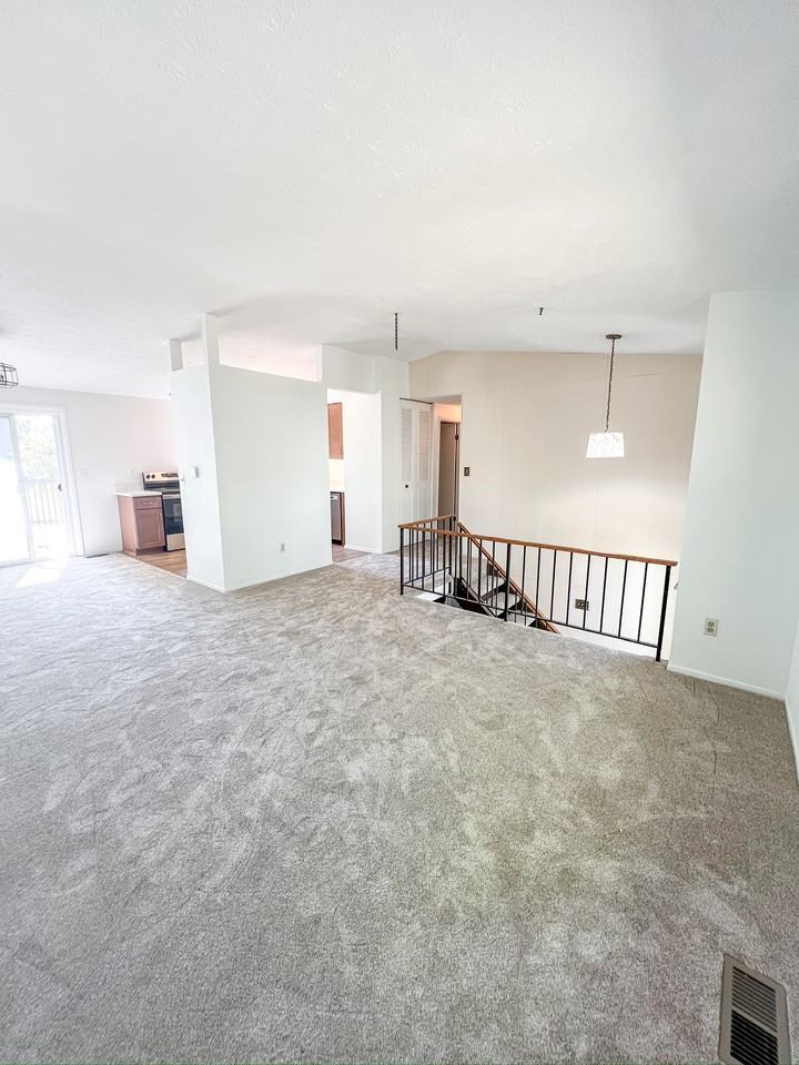 136 Old Gate Rd #1 - Photo 6 of 33