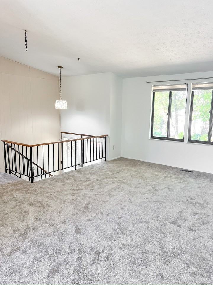 136 Old Gate Rd #1 - Photo 7 of 33