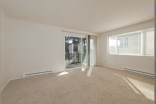 569 Lee St #4 - Photo 1 of 1