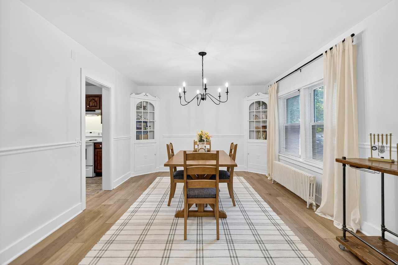 1389 Mount Pleasant Rd #1 - Photo 6 of 28