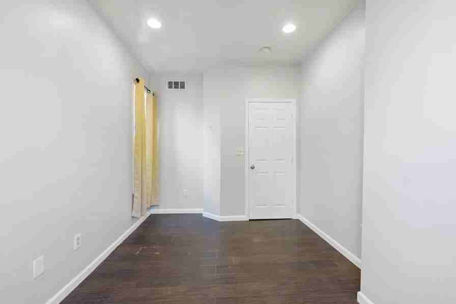 2356 N Colorado St #1 - Photo 2 of 17
