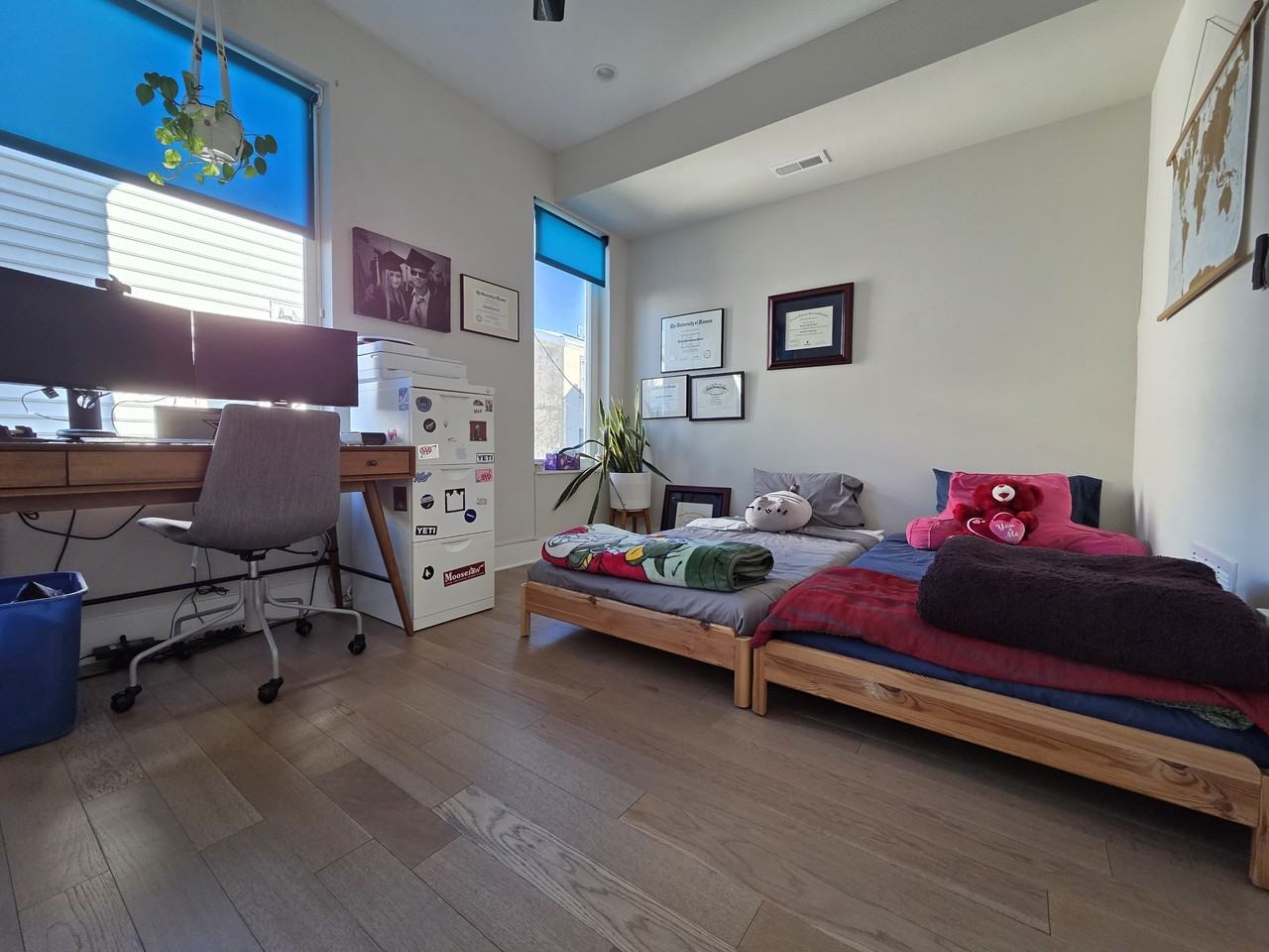 1227 N Leithgow St #1 - Photo 4 of 21