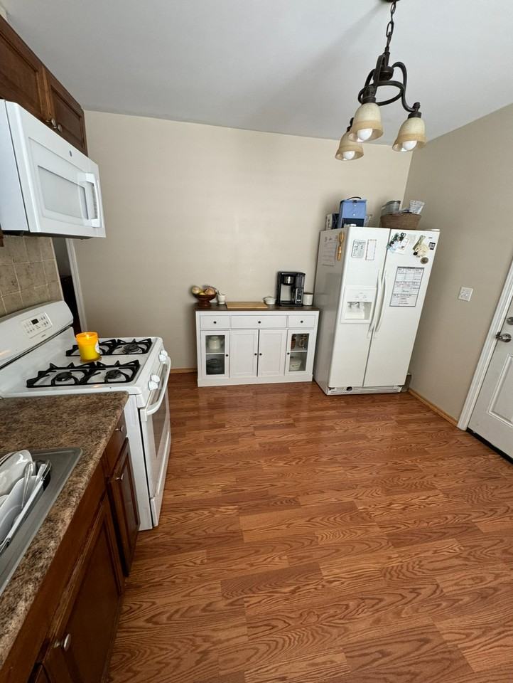 2297 Florian St #2297 - Photo 5 of 9