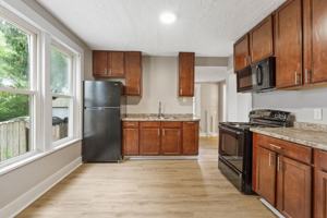 featured image of 2005 Aberdeen Ave #1