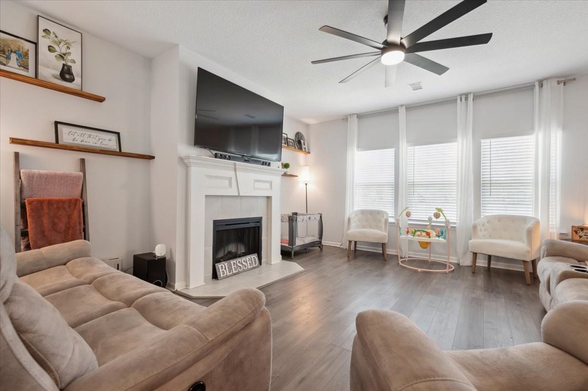 58 Summerhill Dr Ne #1 - Photo 2 of 21