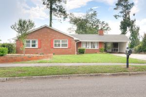 featured image of 822 W Woodlawn Ave #1