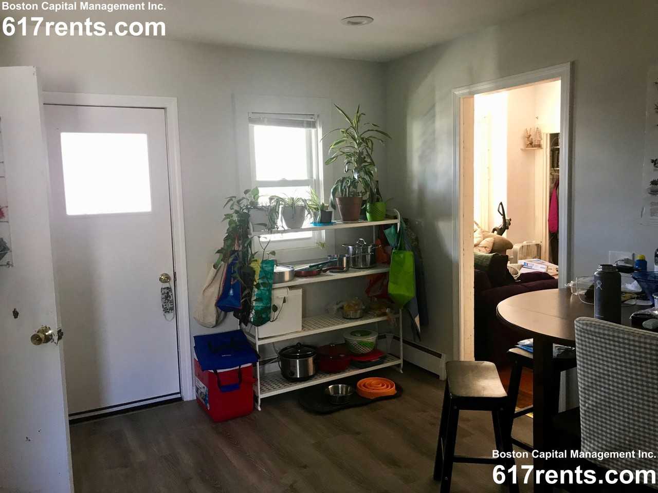 7 Quincy St #2 - Photo 3 of 11