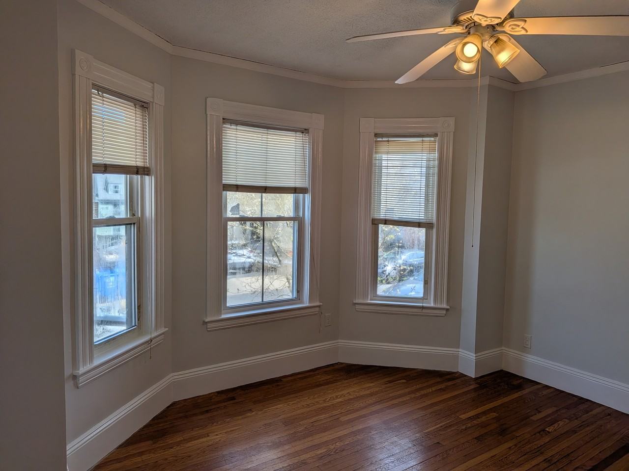 28 Albion St #1 - Photo 2 of 10