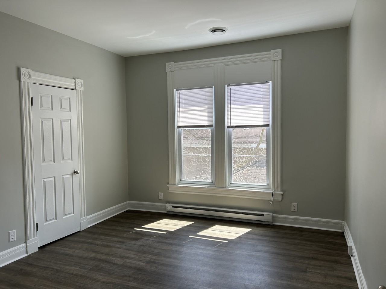 234 Broad St #4 - Photo 7 of 13