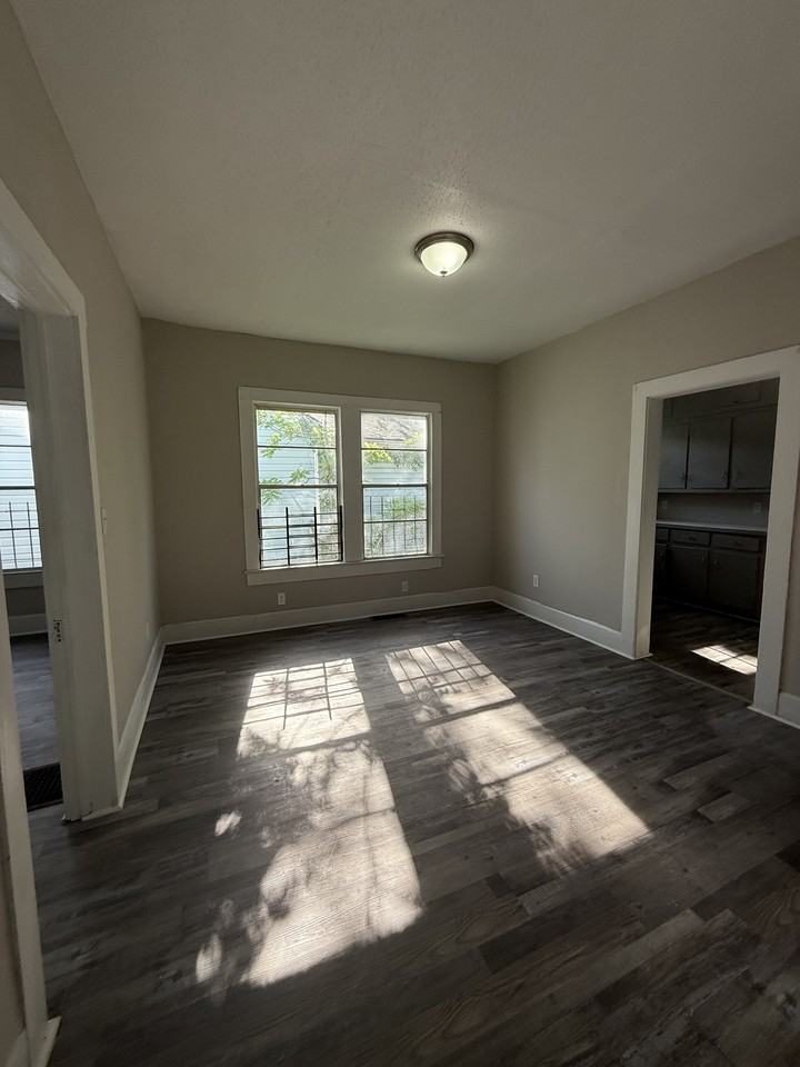 2523 16th Street Ensley #1 - Photo 6 of 11