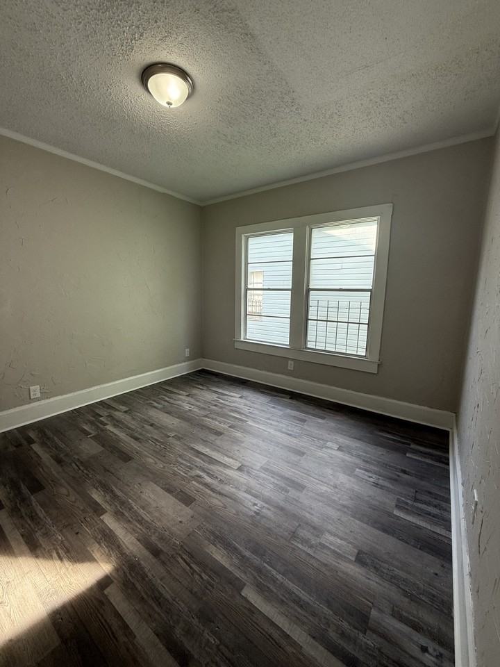 2523 16th Street Ensley #1 - Photo 7 of 11