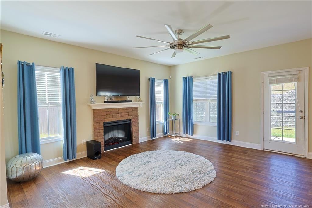 1641 Mount Rainer Dr #JT - Photo 5 of 25