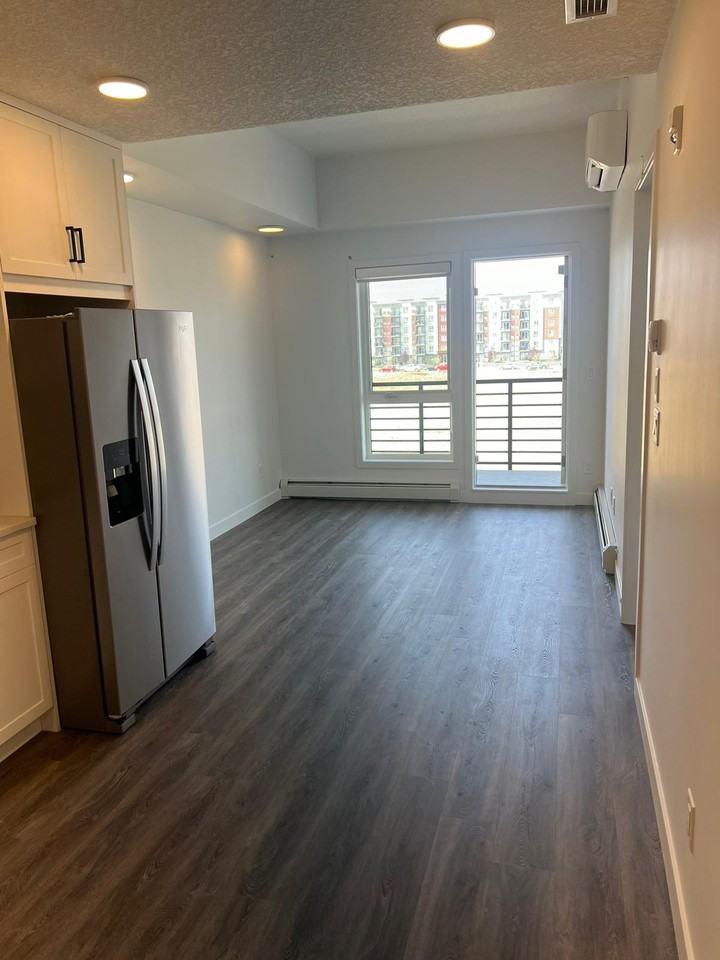 2411, 350 Livingston Common NE - 1 #1 - Photo 2 of 17