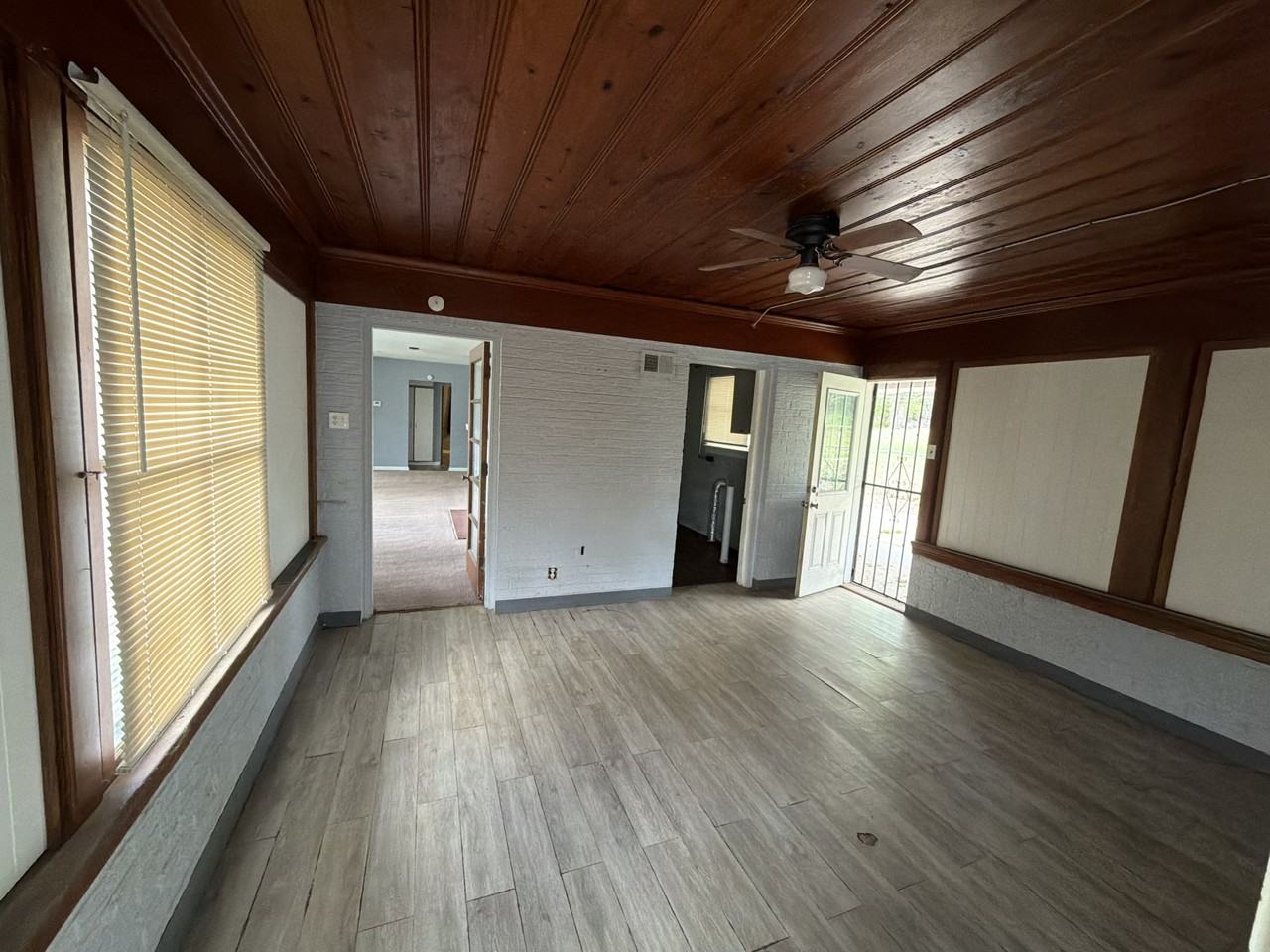 10000 Knollcrest Dr #1 - Photo 6 of 15