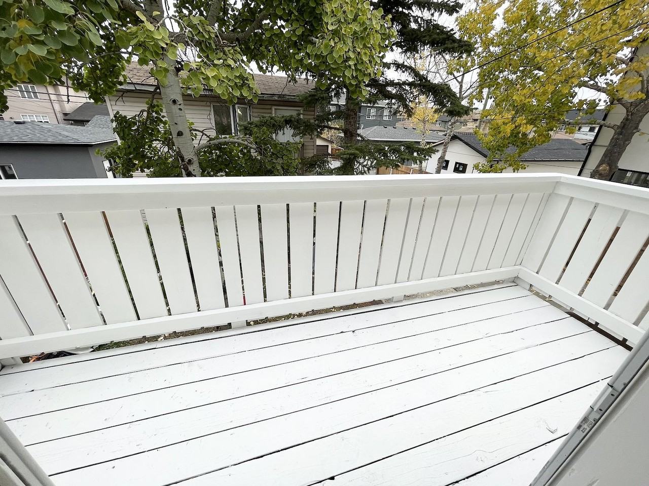 4324 Bowness Rd Nw #1 - Photo 5 of 10